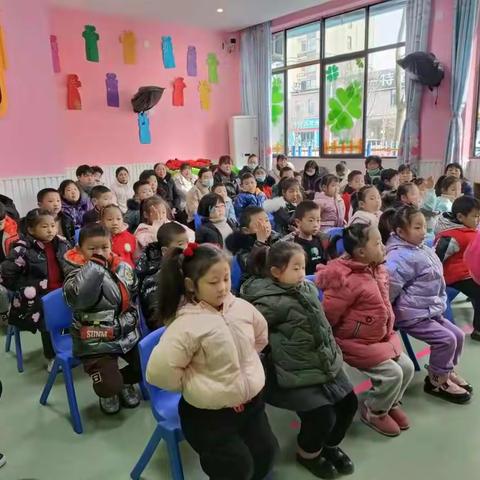 金太阳幼儿园二幼升级二班期末汇报
