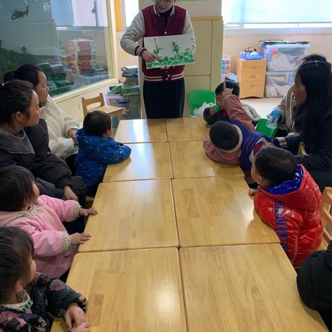萍乡市妇保早教中心植树节主题绘画手工课