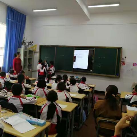 南岛河小学三年级高效课堂同课异构活动