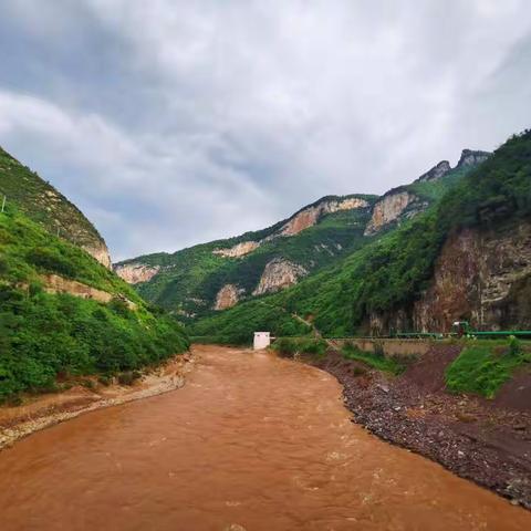 念奴娇 • 赤水怀古