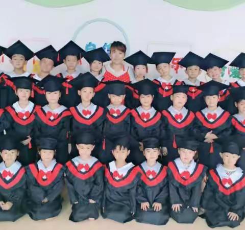 蔡庄社区幼儿园大大班毕业典礼邀请函