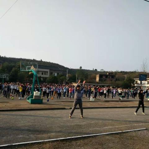 我运动、我健康、我快乐！（龙市中学大课间）