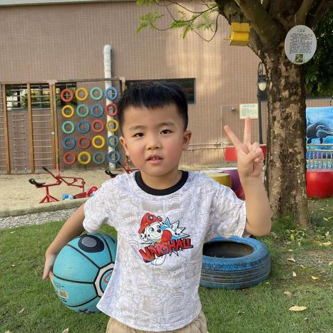 成长路上，一起守护，携手同行——来自香橙班阮思焜家长的感谢信