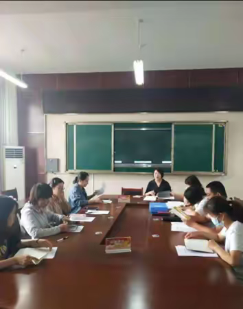 杨杰小学数学创新课堂工作室暑期工作汇报