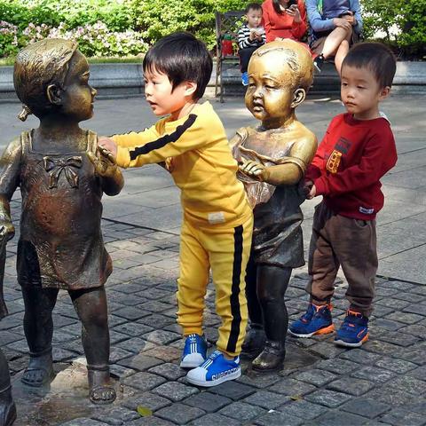 《童 趣》👦👧👼🐳🐾