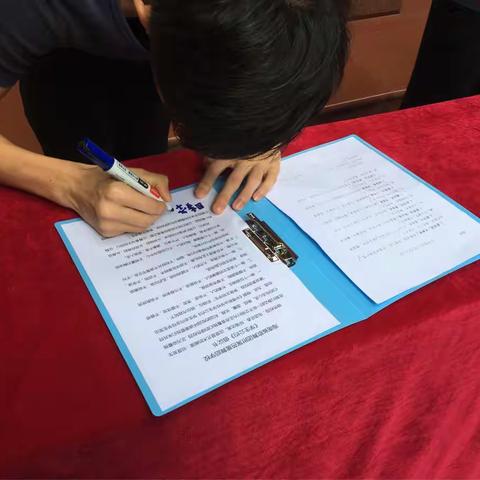 美兰区教育局举办北师大研修班学习心得交流研讨会