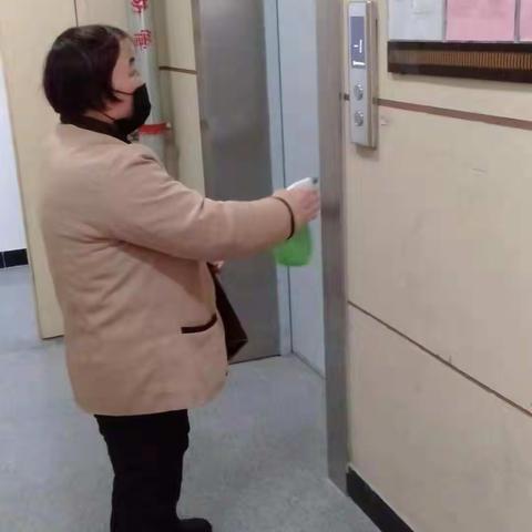 [西席雅苑社区]同舟共济  共渡难关  我们在坚守