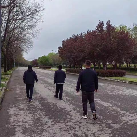 【周至县楼观镇秦岭北麓网格化管理办公室】2023年4月4日网格化巡查工作纪实