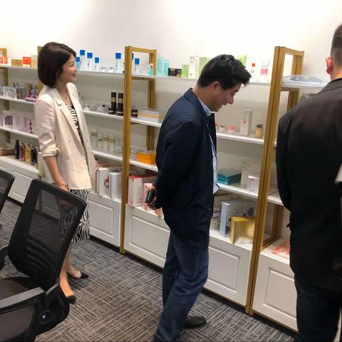 [九大专项行动——龙头扶引专项行动]下渡街道邀请苏州孵化平台企业家一行参观福建行知堂生物科技有限公司
