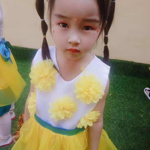 邵梓茹小朋友在北京大风车双语幼儿园的快乐时光