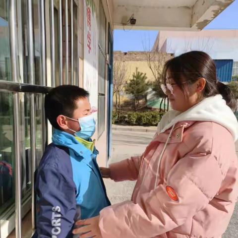 如何说，孩子才会听——杨丽琴优秀班主任工作室十二月主题班会活动（二）