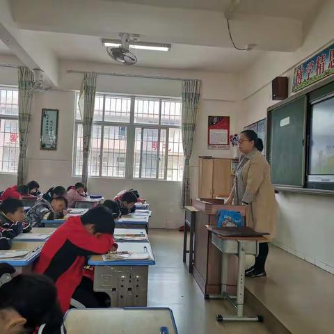 凝心聚力，专注教学—记东城三小钟喜清老师的第二次英语磨课