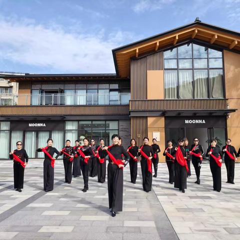 烟雨蒙蒙的美篇