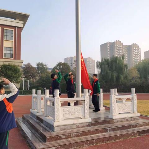 厉行节约，反对浪费—寿光市凤华小学勤俭节约主题队日活动