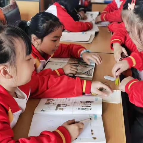 落实“双减政策”，打造“高效课堂”——临武县第五完全小学“青蓝帮扶”教研活动