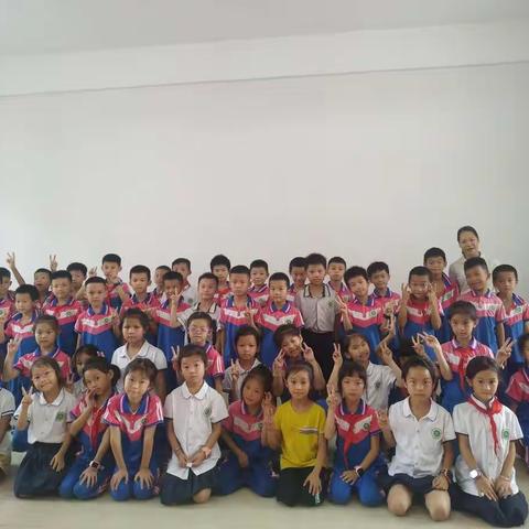 中山小学春季期周一周二书法社团基础班