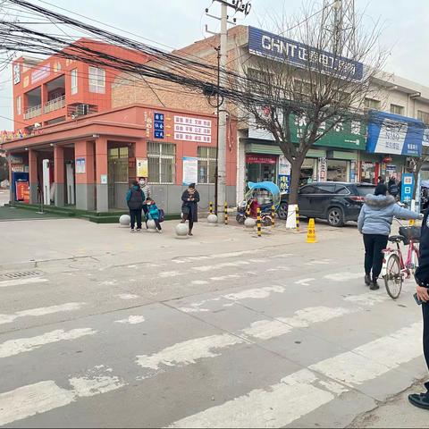 【从严管党治警】湾子派出所开展护学岗