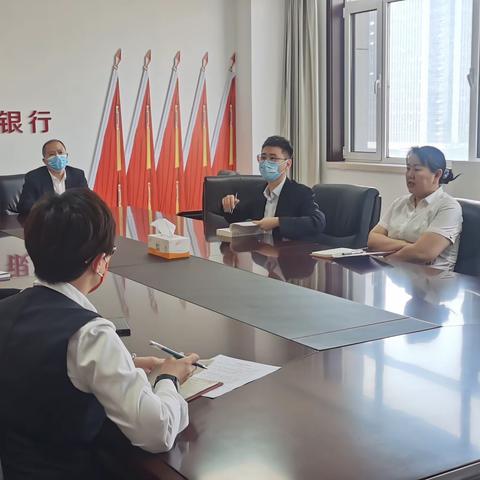 科技贷后党支部缅怀革命先烈，传承红色基因