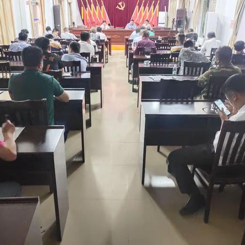 乌坡镇综治办联合共青团乌坡镇委员会开展禁毒宣传活动