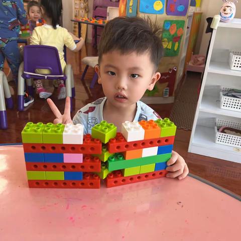 隋氏幼儿园小二班乐高《可折叠的书📖》