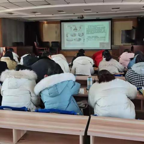 与认真同行，与努力做伴——探沂小学参加县小学科学教材培训纪实