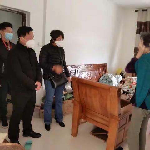 敲门入户再动员 疫苗接种不松懈