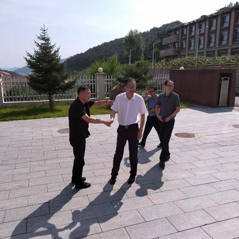 节前慰问优抚对象 院内亲情暖人心