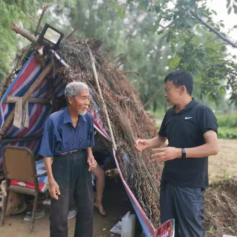 渠子镇永太便民中心：办实事 解民困 让主题教育活动走进田间地头