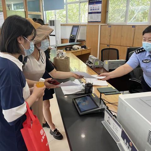 商务区派出所户籍室——为高考保驾护航