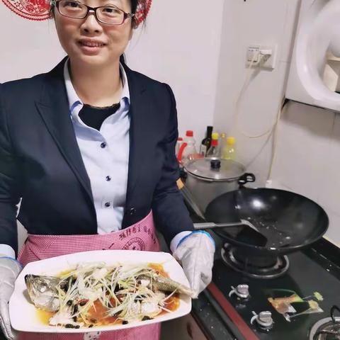 “迎三八，抗疫情，晒厨艺”平和工行举办女员工线上厨艺比赛活动