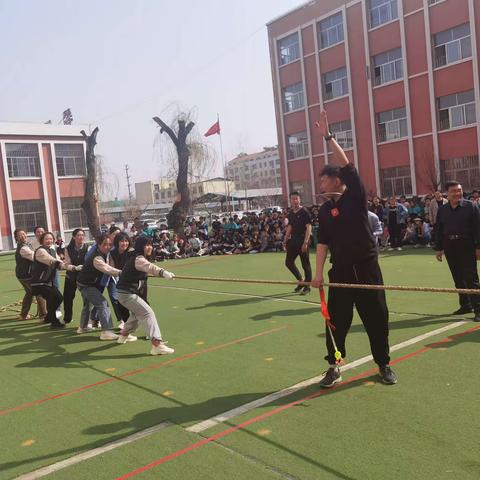 “春暖半边天 情暖女神节”——平邑县第四实验小学财源路校区“三八”国际妇女节系列活动