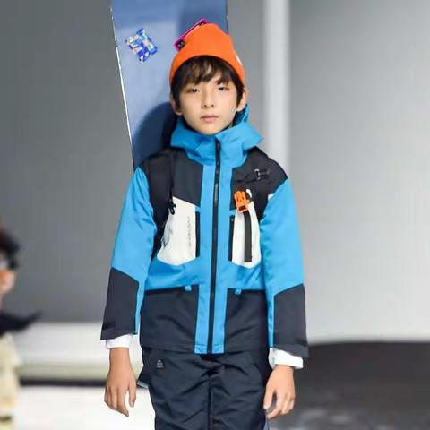 宝安四楼，安踏低至五折，秋冬新款，等你来选！