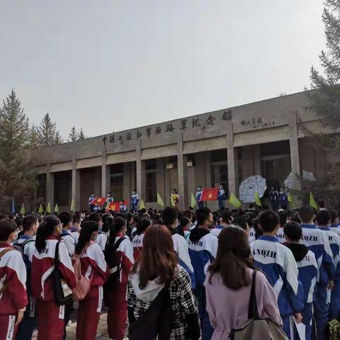 读党史忆初心  清明诗韵颂英魂      兴胜巷社区党委开展“我们的节日 清明节”活动