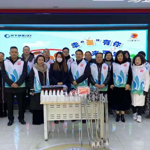 区机关服务中心下沉双报到社区积极开展创建全国文明典范城市工作