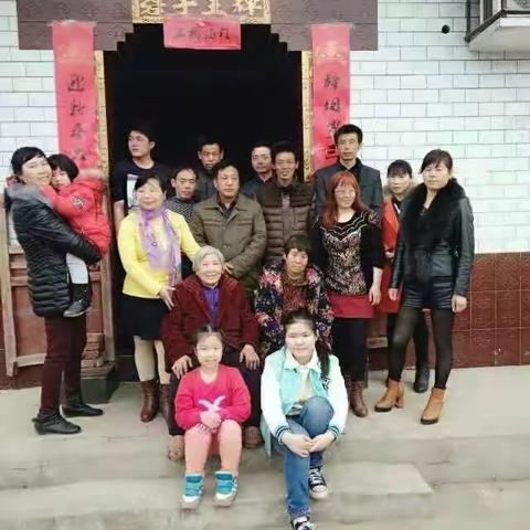 珍惜我们成长的家庭