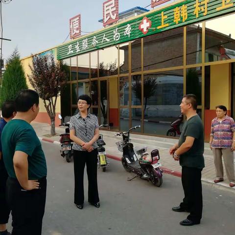 区卫计局领导督导基层医疗机构相关建设工作