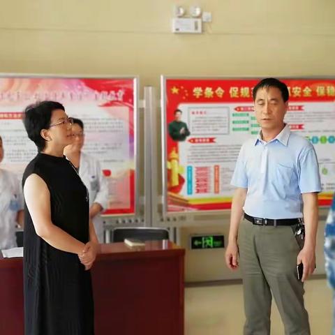 区卫计局领导检查征兵体检工作