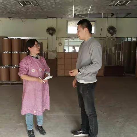 荷花路街道苌家庄村阳春三月志愿先行，人人参与垃圾分类