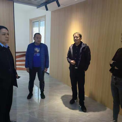 历下区退役军人事务局李守刚局长视察趵突泉街道退役军人服务站装修情况