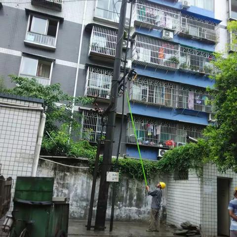 换个电表每月多走十几度，智能电表说：“ 这个锅我不背 ”