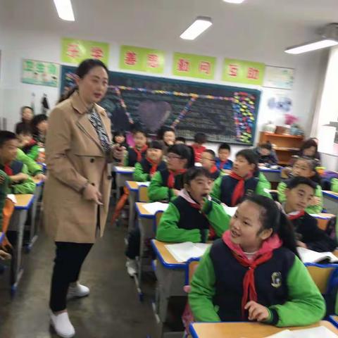 实验小学贵乌校区TREE课程下统编教材研讨活动