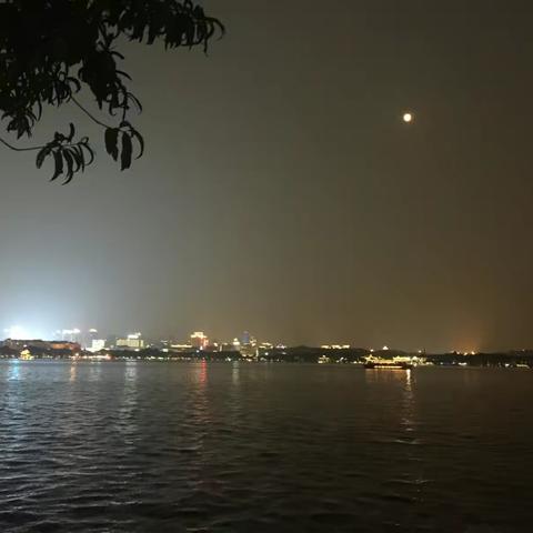 西湖夜景