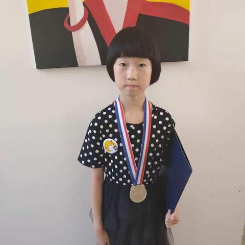 书院六小学孙梦玥的暑假生活，快乐暑假美好童年！！！