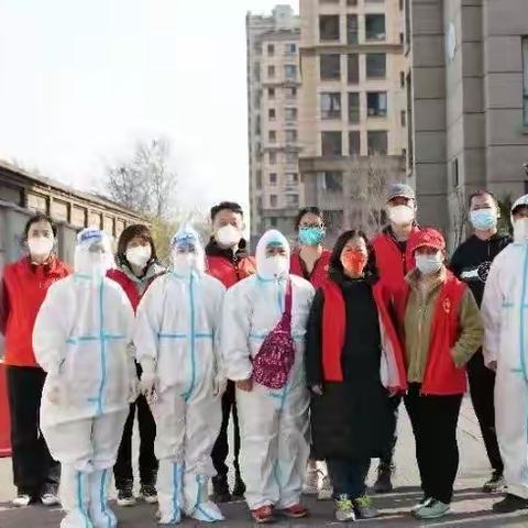 三年抗疫持久战，时刻守卫未退缩，不畏艰辛护民安 ——记和泰社区和平郡府小区志愿者团队的抗疫之路