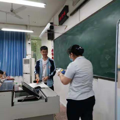 助力高考 携手同行