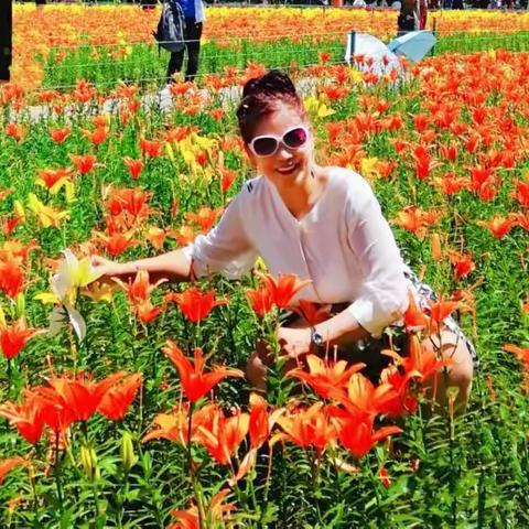 快乐三姐妹，沈阳市五里河沈水弯公园，用美篇留下美好回忆！祝姐妹们青春永驻！幸福快乐！🌹🌹🎊🎊