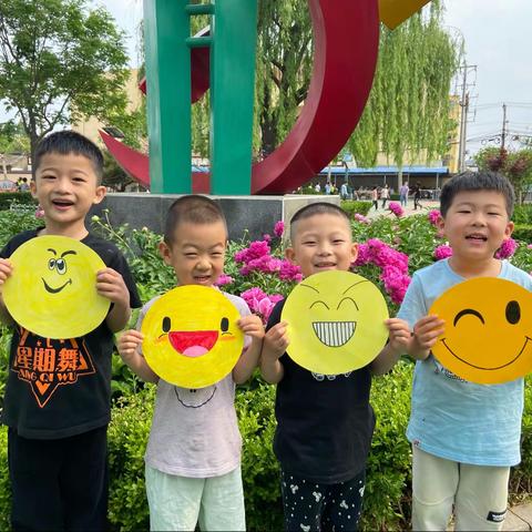 《甜甜的微笑》—青州市古城幼儿园中三班
