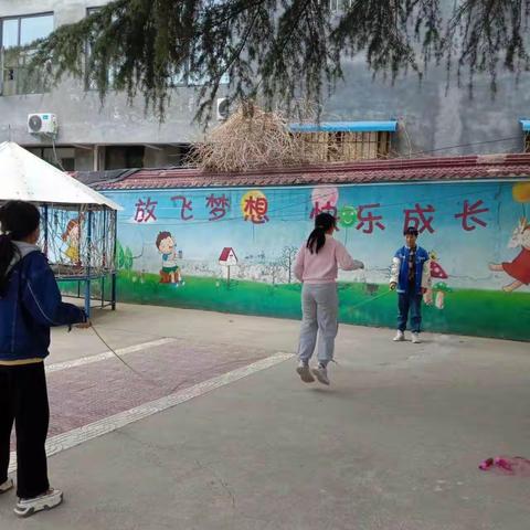 多彩活动，做自信少年—玉都苏寨小学社团活动