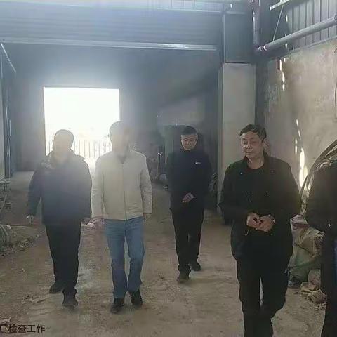 陇南市能环总站领导调研督导废旧农膜回收工作
