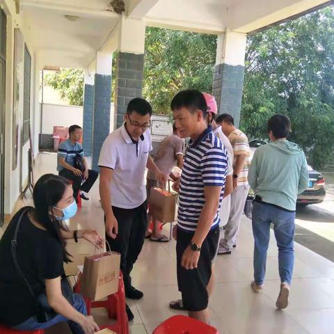 东方市大田镇农业服务中心工作纪事